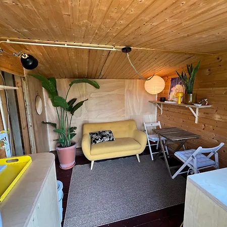 Tiny House Gaia - Eco Retreat In The Mountains بيت للعطل *