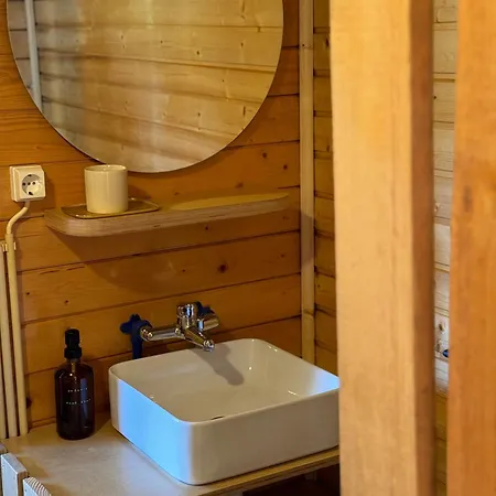 Tiny House Gaia - Eco Retreat In The Mountains بيت للعطل